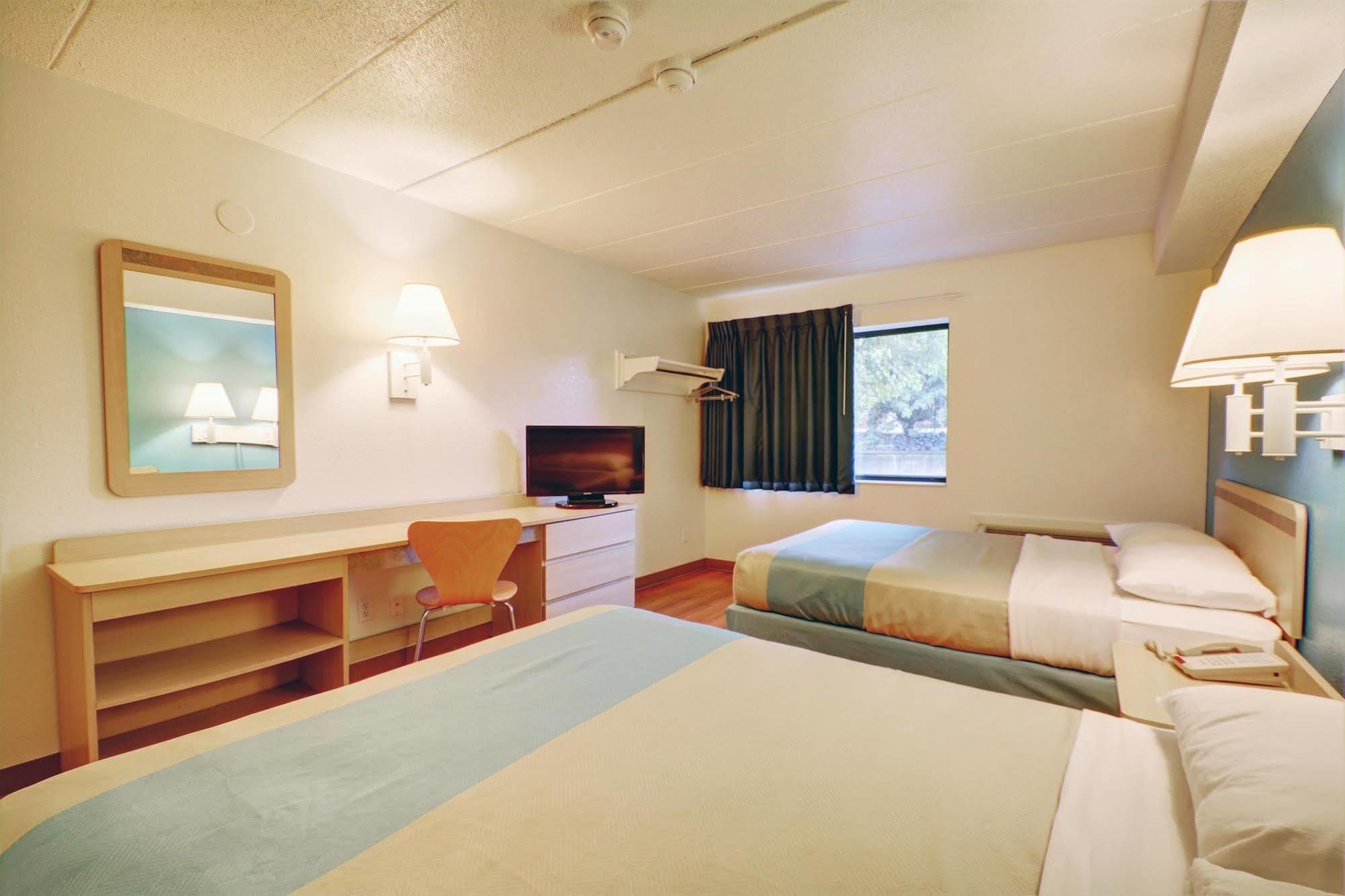 Motel 6-Newport, Ri Εξωτερικό φωτογραφία